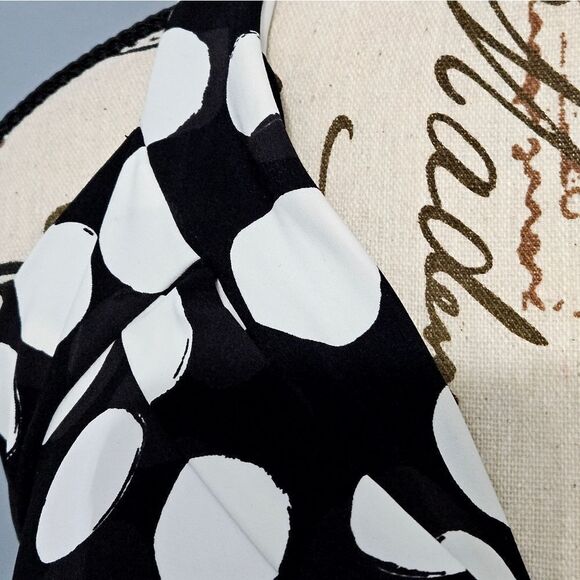 👙LaBlanca, bikini top in black with white dots. NWT, Size 16 - Picture 5 of 9